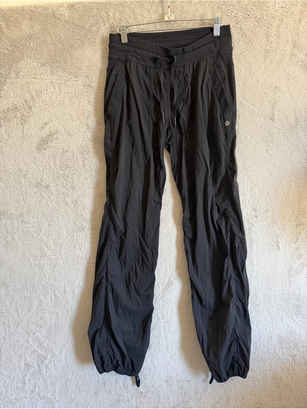 Lukulemon Dance Studio Black Athletic Drawstring Jogger Pants 6
31” inseam